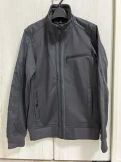 ユニクロ　ジップブルゾン　メンズ テック ジップアップ M