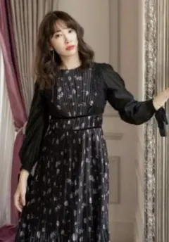 Herlipto Pleated Floral-Print SatinDress