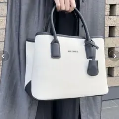 Item thumbnail for item f659bf4f-02b0-4f36-b471-dbf3e60cc699