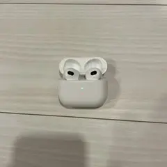 AirPods 第三世代