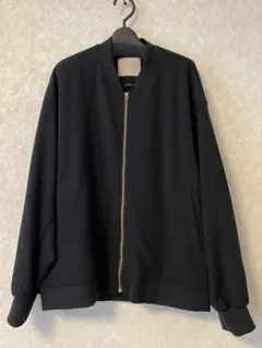 UNFILO ブラック ジップアップ ブルゾンのサムネイル
