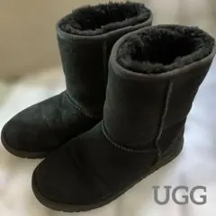 UGG アグ ムートンブーツ ブラック 23cmのサムネイル