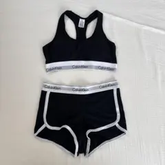 Calvin Kleinのモダンコットンのセットアップのサムネイル