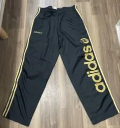 adidasアディダス ウィンドパンツＬブラック/ゴールド ジャージトレーニング