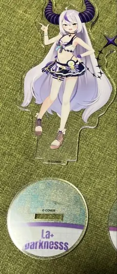 ホロライブ ラプラスダークネス アクリルスタンド