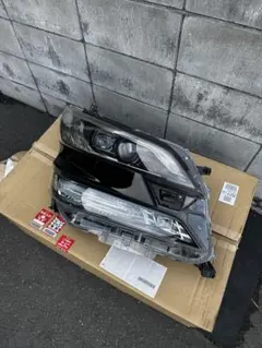 トヨタ TOYOTA ヴェルファイア ANH20W ヘッドライト 右 Amazon | ヴェルファイア 20系/ANH20W/GGH20W/ANH25W/GGH25W 純正 右
