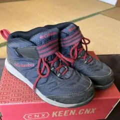 Columbia コロンビア　キッズ　登山靴　トレッキングシューズ　20cm
