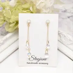 ▶814 スワロフスキー＆チェコビーズ ピアス ハンドメイド ホワイトOP