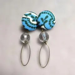 【新品】ハンドメイド 青と緑のクリスタルピアス