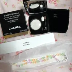 CHANEL OMRE ESSENTIELLE 220 ノベルティストラップ