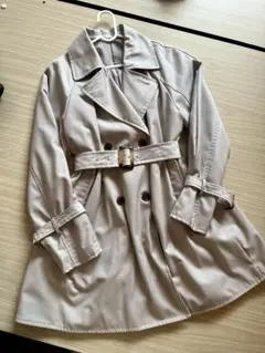 新品未使用　ライトグレー　トレンチコート
