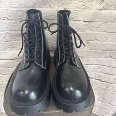 新品【ZARA】レースアップブーツブラック　42 （Ｇ-5）のサムネイル