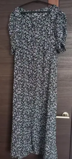 GU☆フラワープリントフロントボタンワンピース