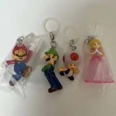 スーパーマリオめじるしアクセサリー マリオ ルイージ ピーチ キノピオ
