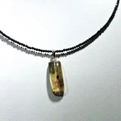 琥珀虫入りペンダントブラックスピネルネックレスNO25-2408