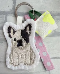 ハンドメイド 刺繍 シーズー バッグキーホルダー うちの子 犬 - メルカリ