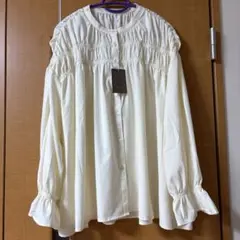 tal.by yumi. シャーリングブラウス　LL