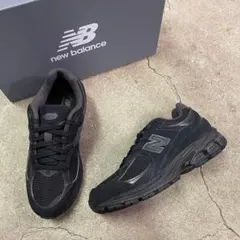 New Balance U2002RBL Triple Black 24.5㎝ - メルカリ