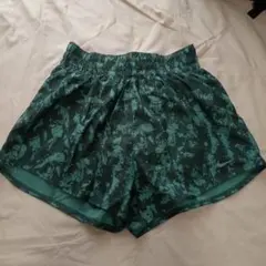 Nike Dri-FIT XS ショートパンツ 緑色/黒色