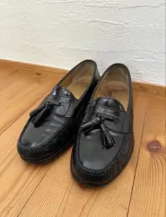 コールハーン　黒いレザータッセルローファー