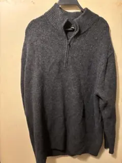 セーター ニット 長袖 ダークグレー ユニクロ ウール