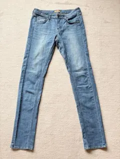 Item thumbnail for item c5a7224a-6799-4013-a326-ea8c2ba00404