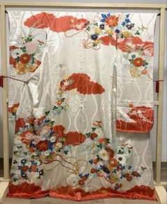 B◆着物くつろぎ 豪華な花模様 刺繍 金銀糸 牡丹 袷 振袖 正絹 着物 82 B◇着物くつろぎ 絞り 豪華な花模様 金駒刺繍 金銀 袷 正絹 振袖 着物