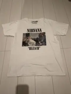 激レア!限定品!NIRVANA『BLEACH』RSD2023 RED VINYL 激レア!限定品!NIRVANA『BLEACH』RSD2023 RED VINYL - メルカリ