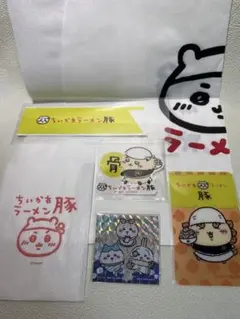 ちいかわ　豚　ノベルティ　ステッカー等