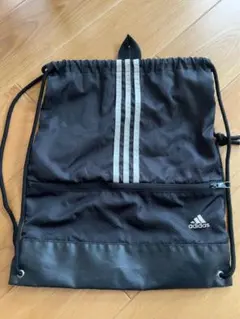 adidas 黒 ナップザック 3本ライン