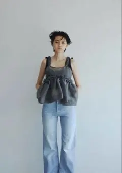 Bibiy.CHLOE PEPURAMUBUSTIER シアーキャミソール 週末値下げ！Bibiy CHLOE PEPURAMU BUSTIER グレー - メルカリ