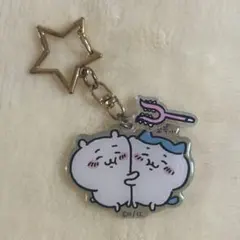 ちいかわ　ハチワレ　アクリルキーホルダー