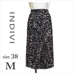 〔INDIVI〕総柄プリーツミモレ丈スカート ミディアム丈 フレア 38 M