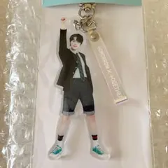 新品 TXT ヨンジュン アクリルキーホルダー アクスタ アクリルスタンド