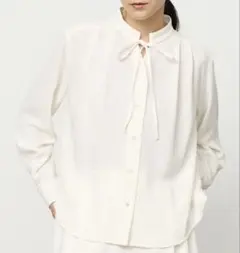 【ソージュ　SOEJU】ジョーゼットリボンブラウス　白　Mサイズ エアリージョーゼットリボンブラウス - SOÉJU online store｜上質な