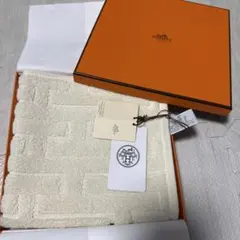 HERMES ハンカチ 白 【新品未使用】