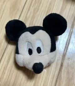 何にでも合う　ミッキーフェイスバッジ　ミッキーバッジ