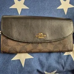 COACH シグネチャー フラップ長財布のサムネイル