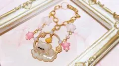 お眠りクマさんバックチャーム ホワイト クマ ジャラジャラ 揺れる 大ぶり