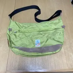 Item thumbnail for item 3e133b96-12b0-4933-b1d3-9fd12b1801e7