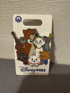 海外ディズニー ピンバッジ マリー おしゃれキャット - メルカリ