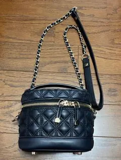 RANDA キルティング 2WAYミニバニティバッグ ブラック