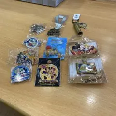 東京ディズニーランド 4周年 ミッキーピンバッジセット