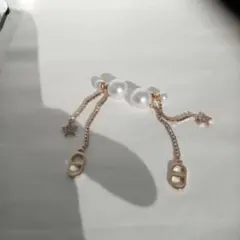 パールと星型チャームのピアス