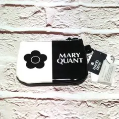 未使用タグ付　MARY QUANT ティッシュ入れ付ポーチ♪