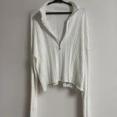 ハーフジップケーブルニット