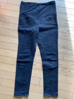 マタニティジーンズ