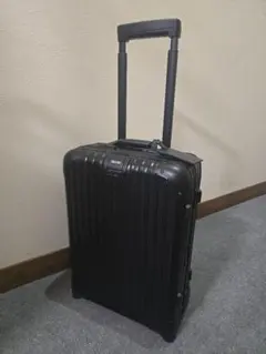 【mmm】RIMOWA リンボ 35リットル　2輪ブラック mmm様専用】RIMOWA リンボ 35リットル 2輪ブラック - メルカリ