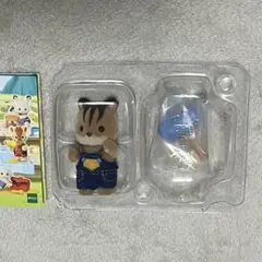 シルバニア　赤ちゃん工具だいすきシリーズ　くるみリスの男の子の赤ちゃん