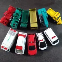 ミニカー 10台セット 救急車含む